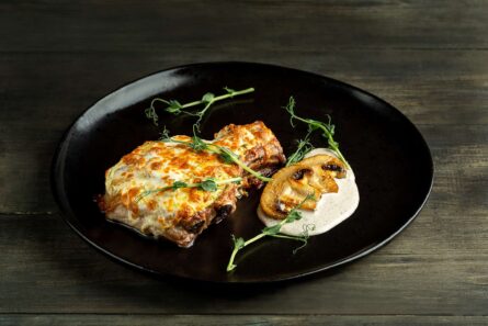 МЯСО «ПО-МИЛАНСКИ»